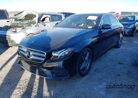 2017 Mercedes-Benz E 300 4Matic из США, поврежденный, VIN WDDZF4KB8HA043847